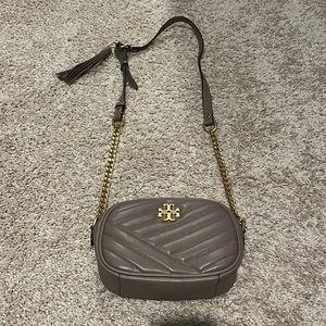 Tory Burch Kira Chevron Small Camera Bag